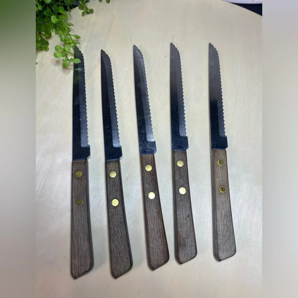 Forgecraft Stainless Japan Set of 5 Serrated Steak Knives with Wooden‎ Handles